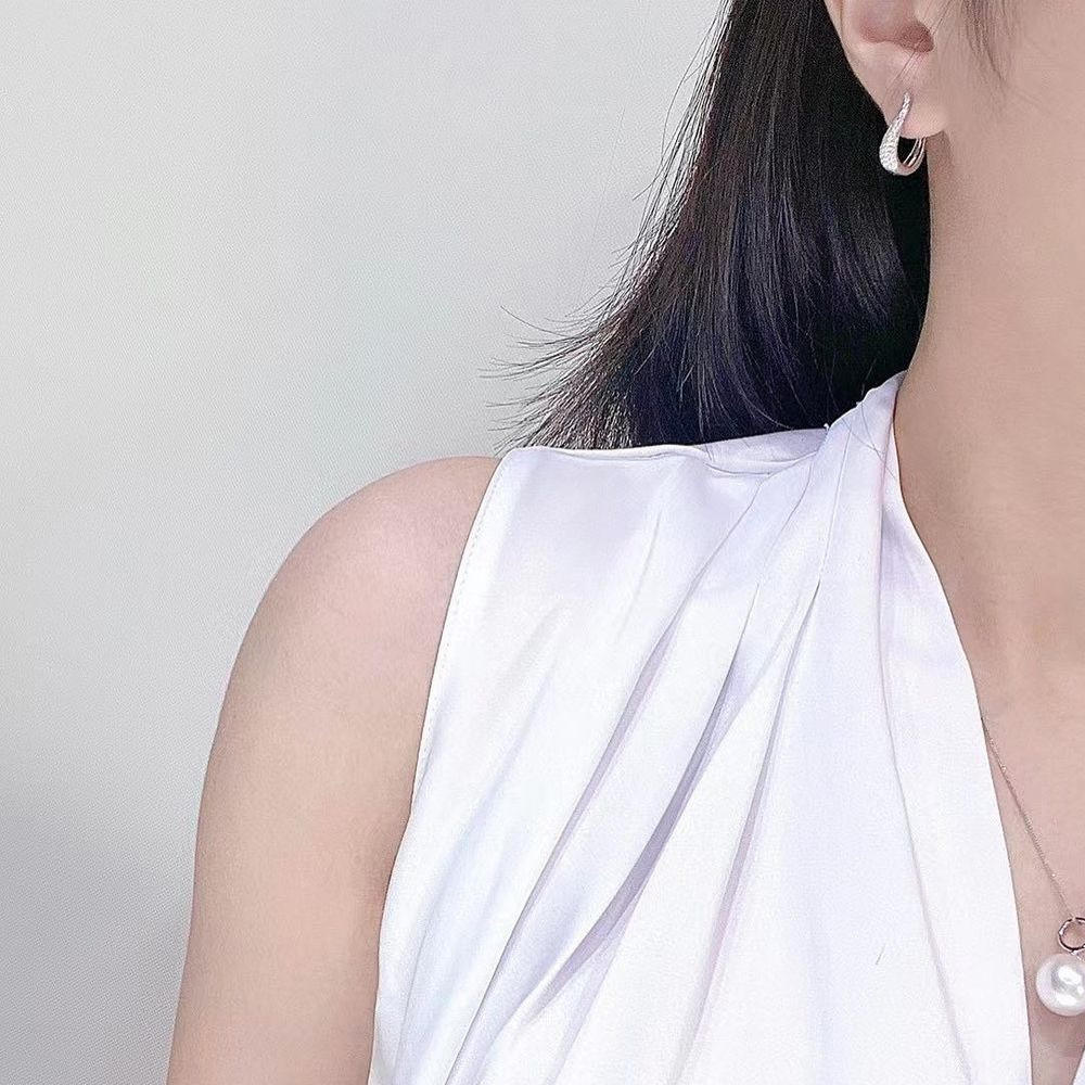 Silver Pearl Drop Earrings