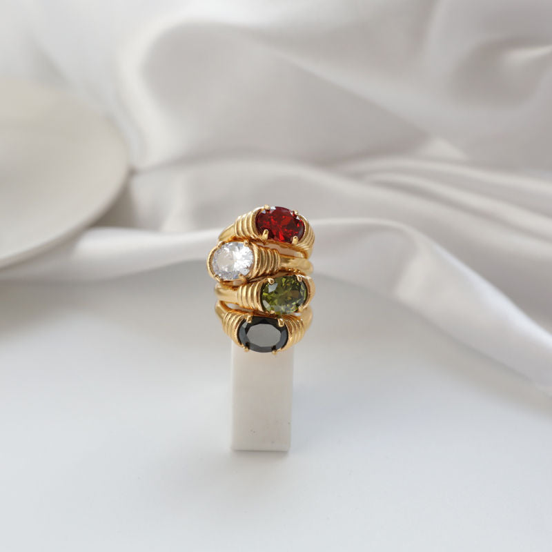 Vintage Crystal Ring - 18K Gold Plated