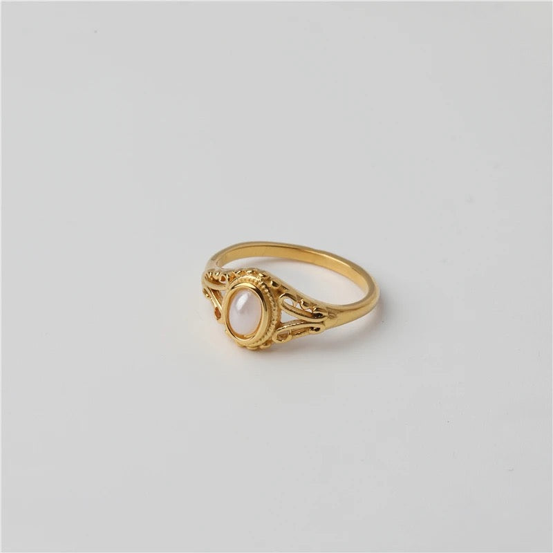 Vintage Pearl - 18K Gold Plated